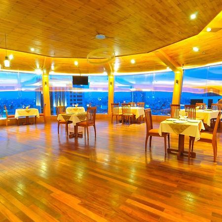 Cosmopolitan Hotel Πόλη Χο Τσι Μινχ Εξωτερικό φωτογραφία